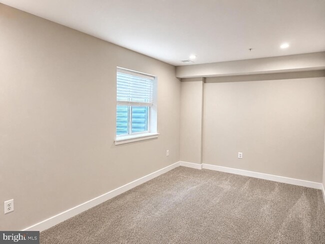 Building Photo - 340 Paca Gardens Ln