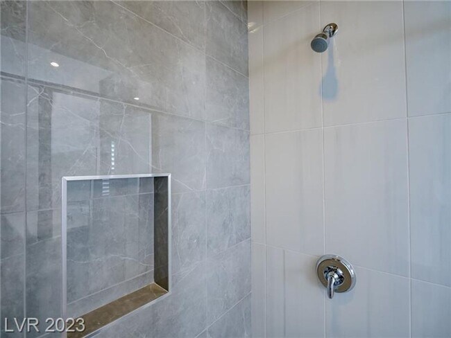 Building Photo - BEAUTIFUL 4BEDROOM HOME IN CADENCE