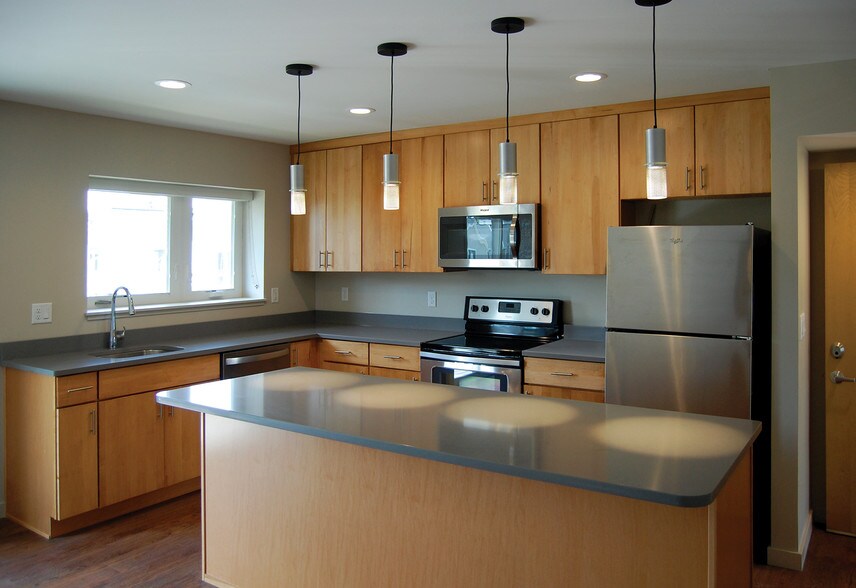 Remodeled Kitchen - 540 S Campus Ave