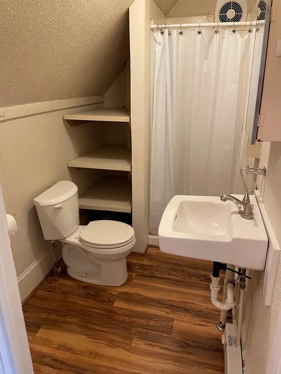 3/4 Bathroom - 12 Church St