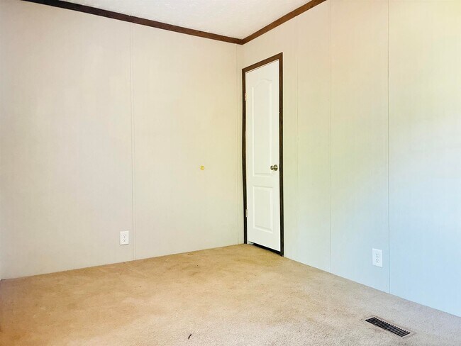 Building Photo - 754 Skylark Ln