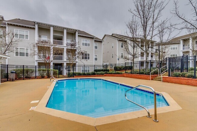 Building Photo - 303 Helen Keller Blvd