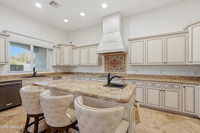 Building Photo - 5399 S Via de Rico