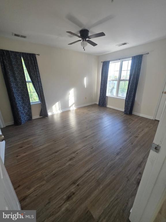 Building Photo - 1055 Gardenview Loop