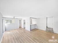 Building Photo - Stunning 2BD/2.5BA W/ In-Unit Laundry and ...