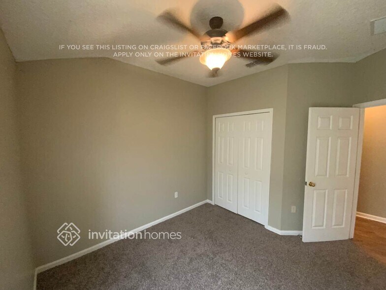 Building Photo - 13463 Devan Lee Dr E