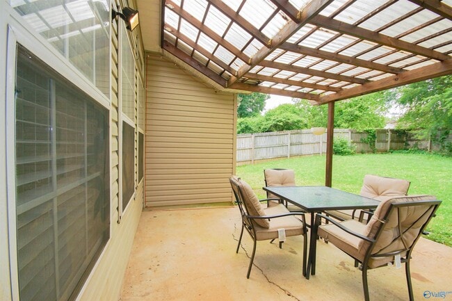 Building Photo - 277 Postwood Ct