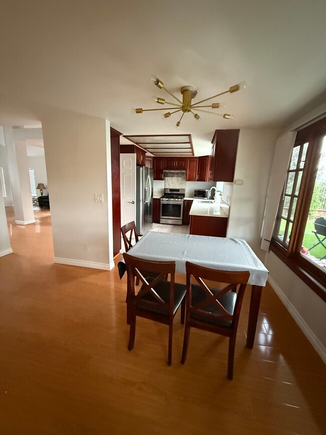 Building Photo - 2466 Robert Rd