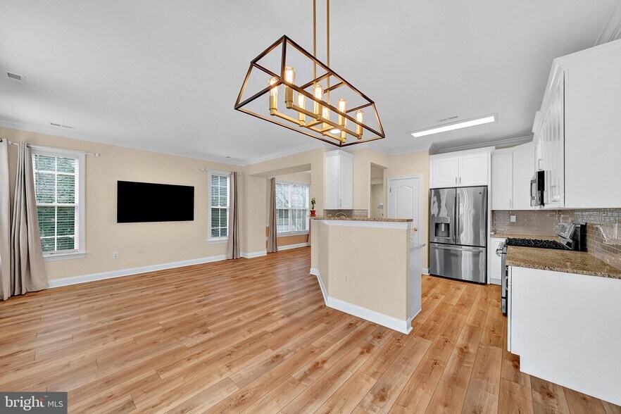 Building Photo - 25 Miller Cir