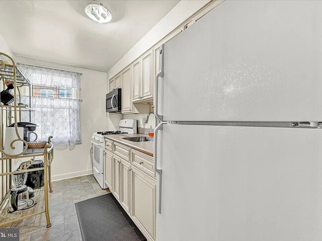 Primary Photo - 3240 Westmont- YOUR NEXT HOME AWAITS