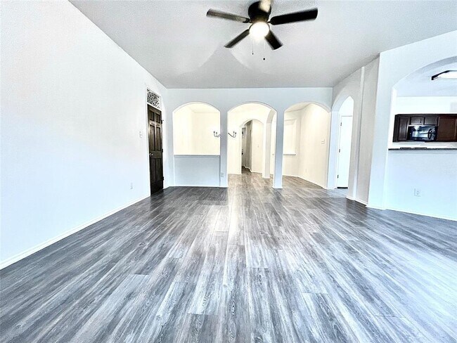 Building Photo - 1808 Paseo Verde Dr