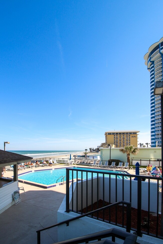 Building Photo - 2615 S Atlantic Ave