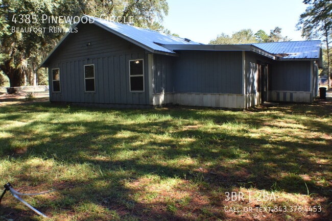 Building Photo - 4385 Pinewood Cir