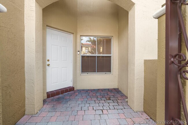 Building Photo - 3210 Merrick Terrace