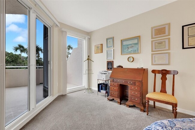 Building Photo - 5051 N Hwy A1A