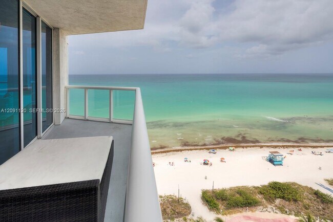 Building Photo - 6515 Collins Ave