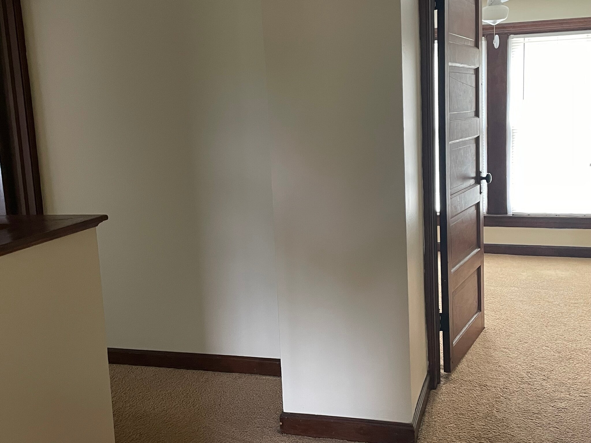 Hallway upstairs - 32 Weavers Rd