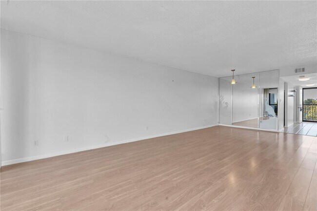 Building Photo - 9495 Blind Pass Rd