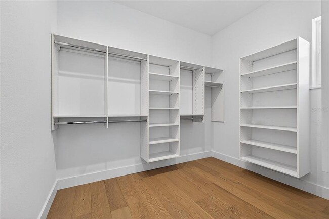 Building Photo - 611 24th Ave N