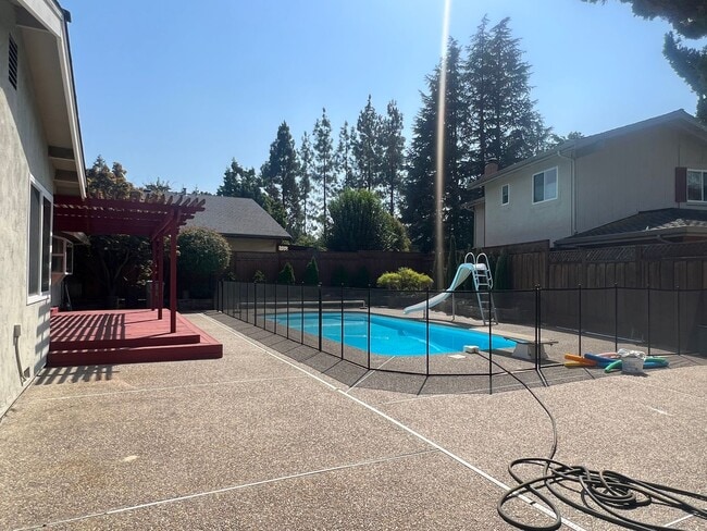 Building Photo - Almaden Valley Home near Los Alamitos Creek Trail! Award Winning Schools & Central A/C!!