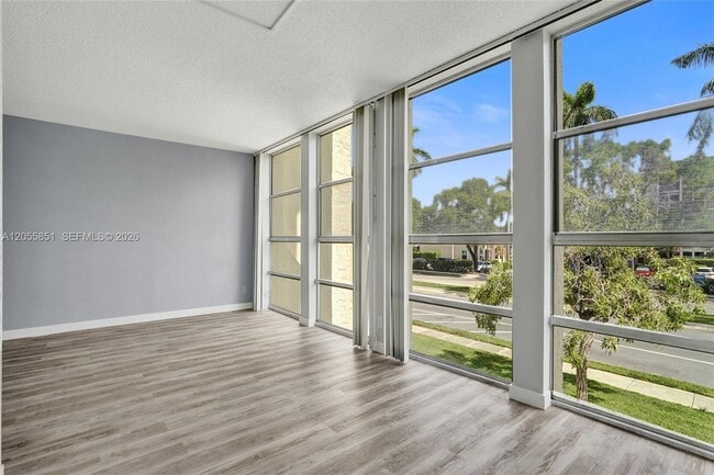 Building Photo - 2000 Atlantic Shores Blvd