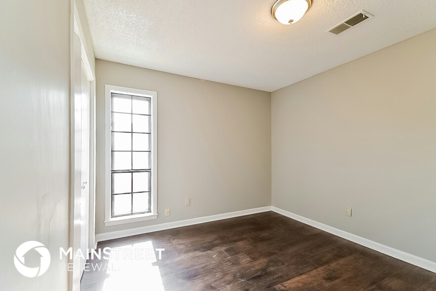 Building Photo - 4176 Runningbrook Cir