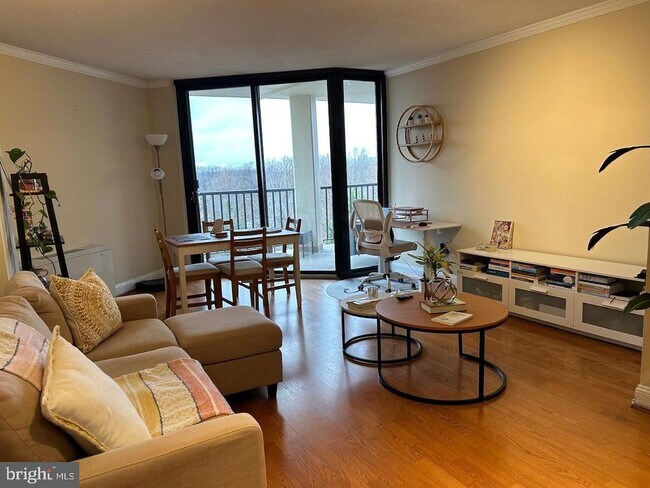 Building Photo - 4242 East-West Hwy