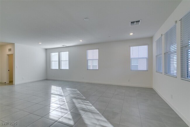 Building Photo - 3723 Trancoso Ave