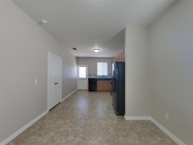 Building Photo - 6718 Atlasridge Dr