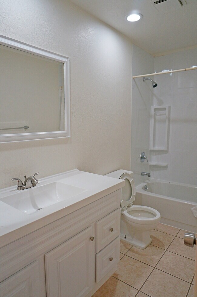 Building Photo - 3397 W 55th Ave