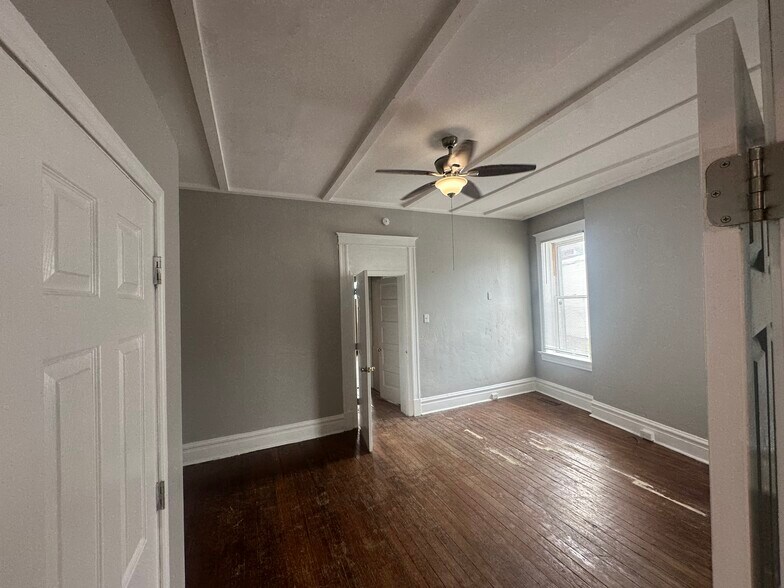 Building Photo - 2668 Nebraska Ave