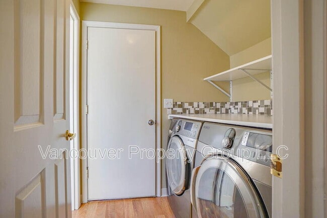 Building Photo - 2515 SE 173rd Pl