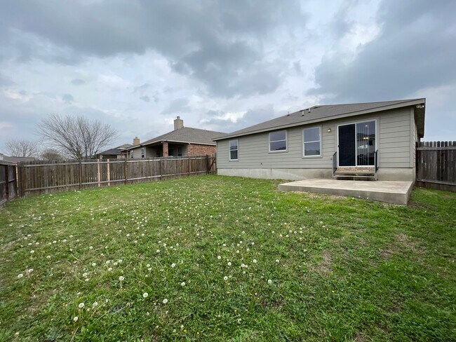 Building Photo - 3-Bedroom House for Rent in Killeen