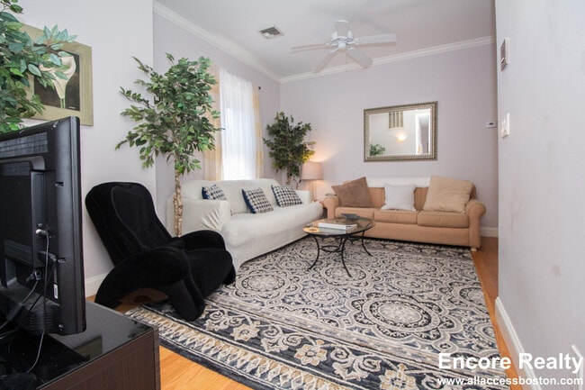 Building Photo - 7 Harvard Square