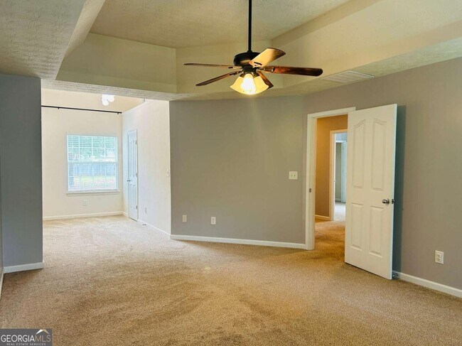 Building Photo - 5 Stony Oak Dr