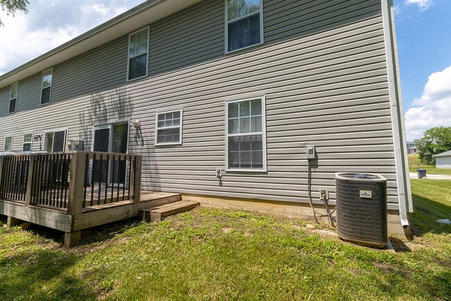 Building Photo - 4610 Dehaven Dr