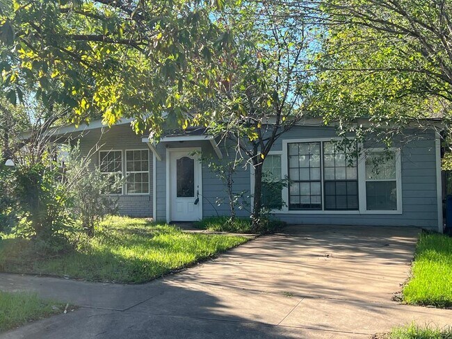 Building Photo - 107 W Odell St