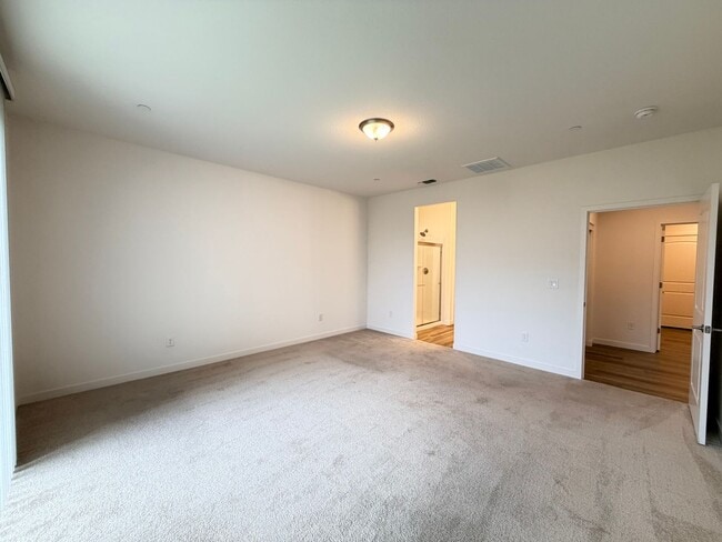 Building Photo - 1858 Morro Ct