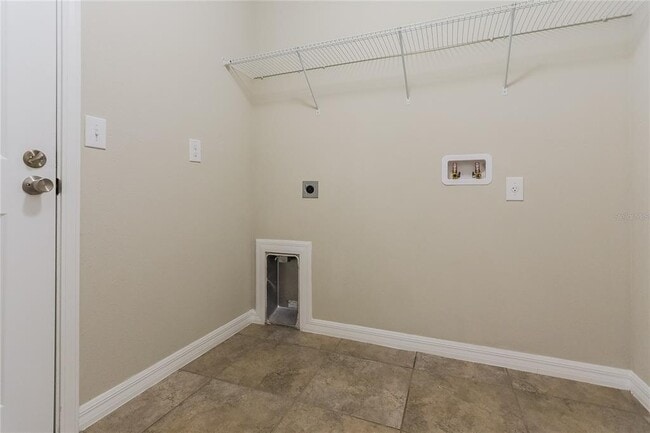 Building Photo - 10121 Crested Fringe Dr