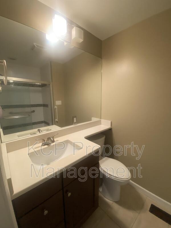 Building Photo - 3019 Independence St