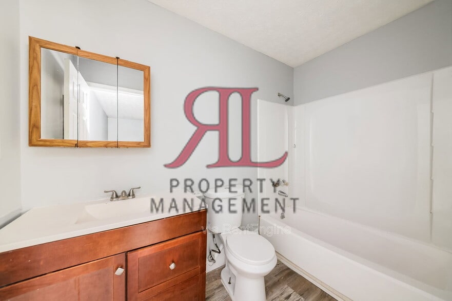 Building Photo - 4927 Myers Rd