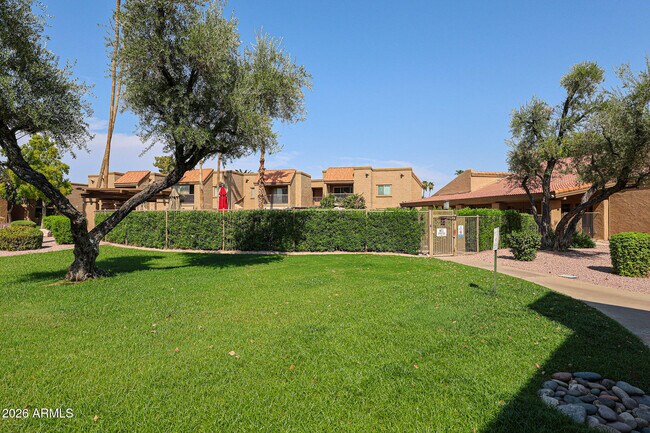 Building Photo - 8250 E Arabian Trail