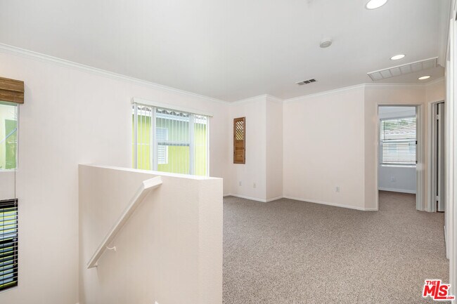 Building Photo - 1414 Kemmett Ct