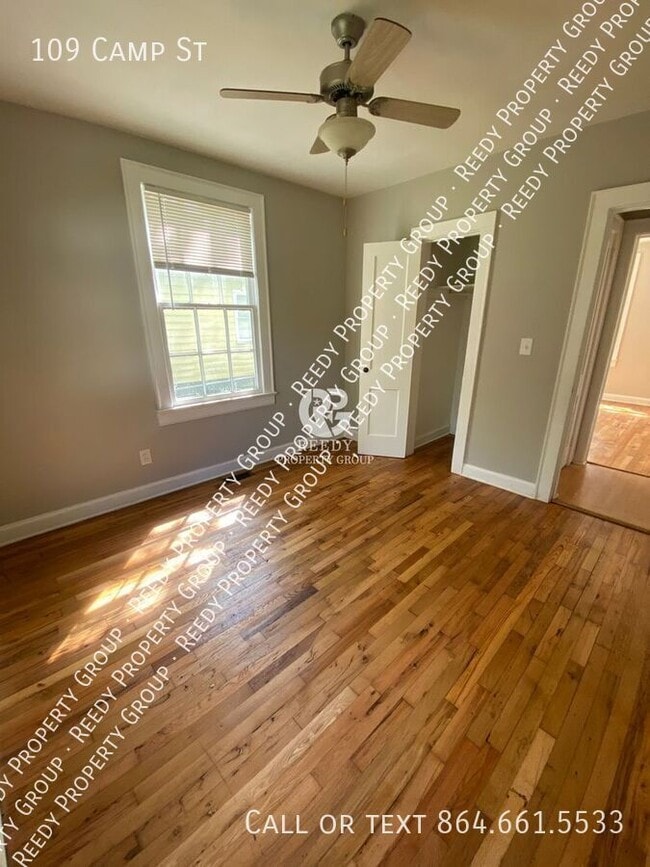 Building Photo - 109 Camp St