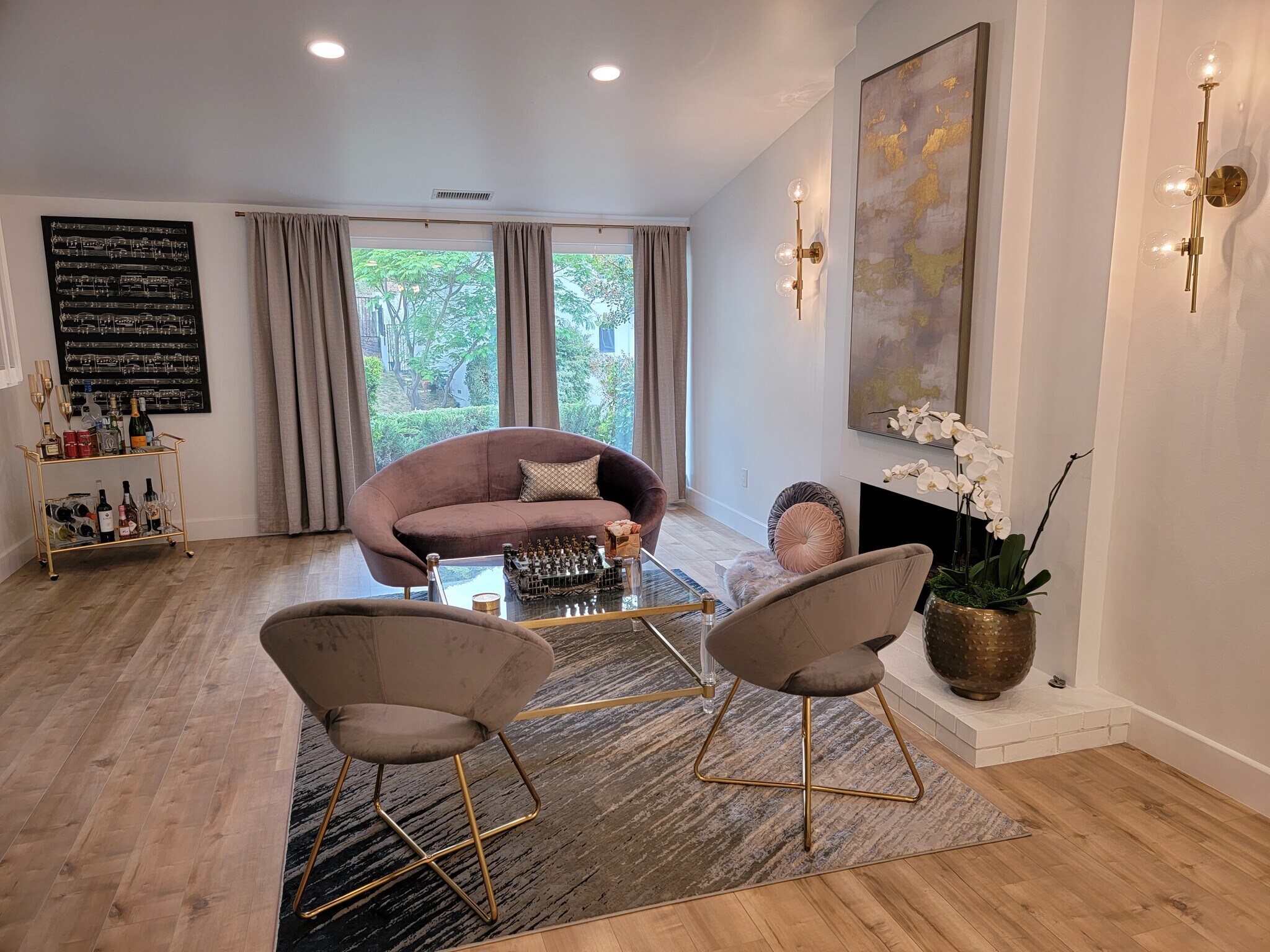 Building Photo - 16974 Escalon Dr