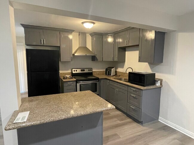 Building Photo - 3361 E Andy St