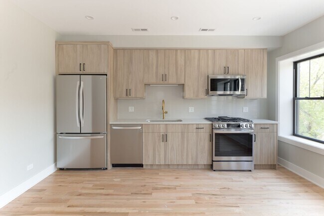 Building Photo - 2537 N Campbell Ave