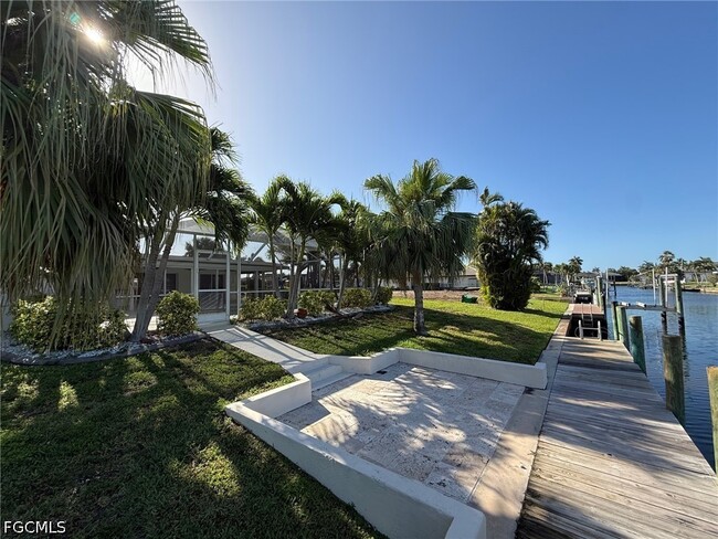 Building Photo - 5354 Coral Ave