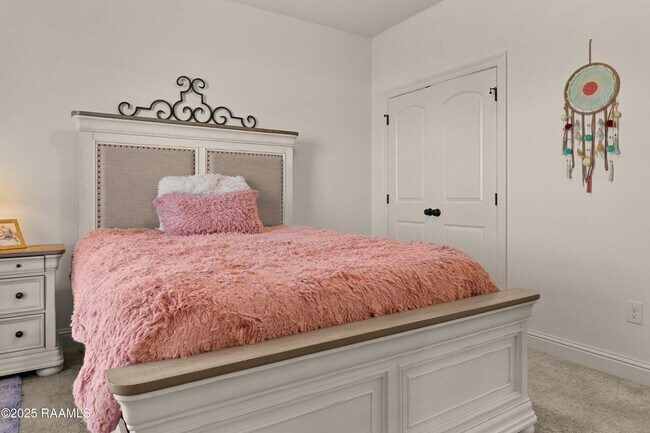 Building Photo - 120 Sugar Crest Dr