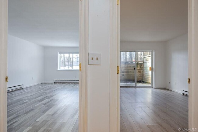 Building Photo - 506 Fox Run Ln